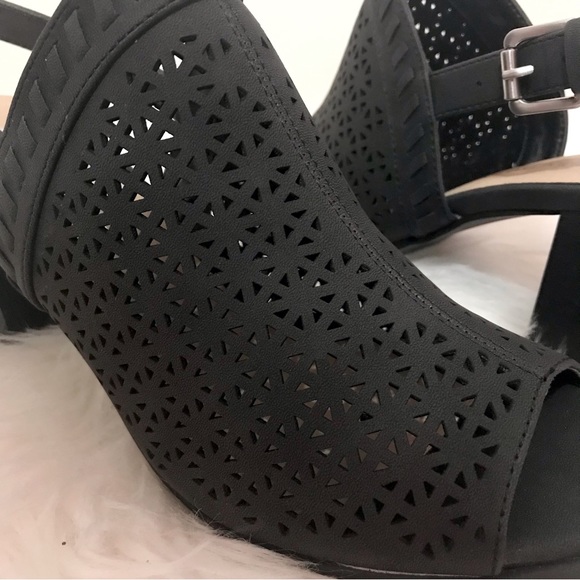 CL By Laundry open toe booties heels - Picture 6 of 9